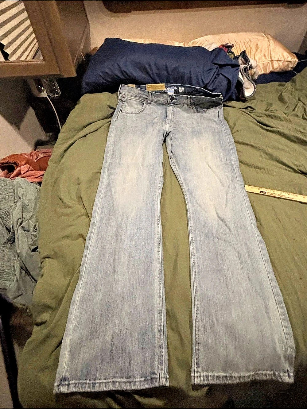 Wrangler Retro Slim Boot Jeans in Blue Waist 38x36